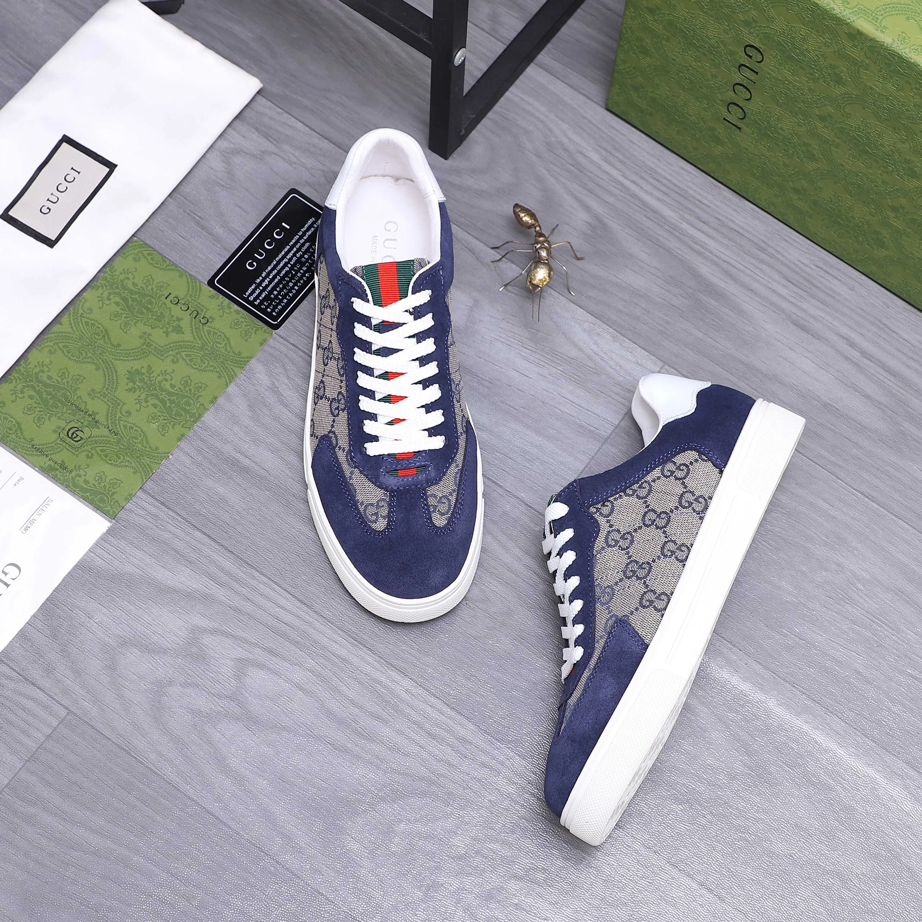 Men's shoes 💰p400 Product trademark: GUCCI "Gucci" casual lace-up men's shoes Regular size: 38-45 (45 is custom-made and non-returnable) Product materials: Selected classic woven stitching frosted cowhide upper, pigskin lining, original rubber outsole